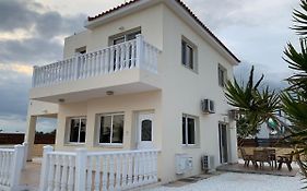 Moonlight Sea View Villa
